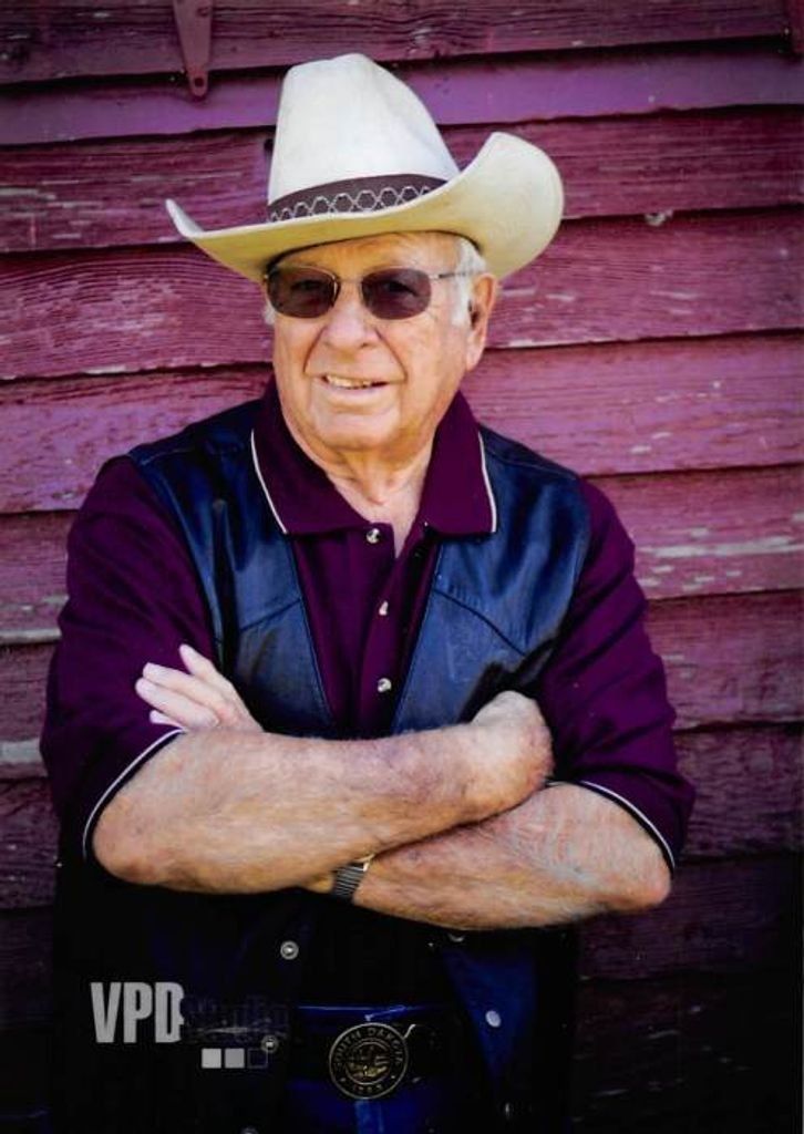 Portrait of Charlie Peery